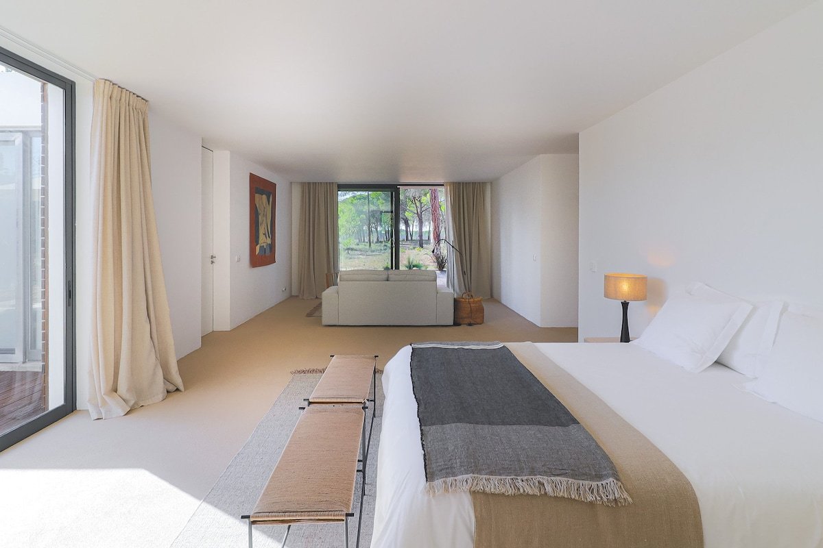 Villa Hush gallery image 2