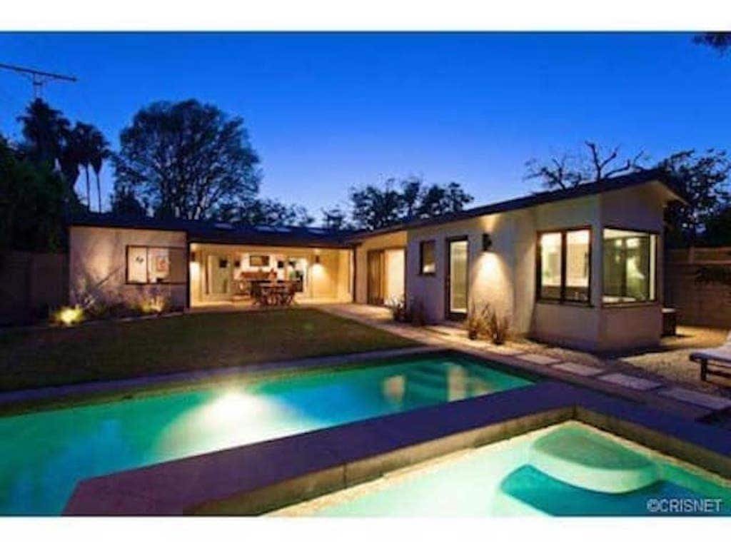 Toluca Lake Getaway Home gallery image 2