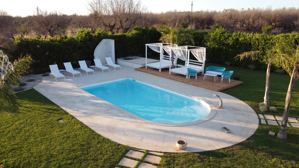 VILLA con piscina riscaldata Torre San Giovanni gallery image 3