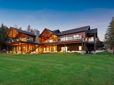 The Driftwood Lakefront Estate