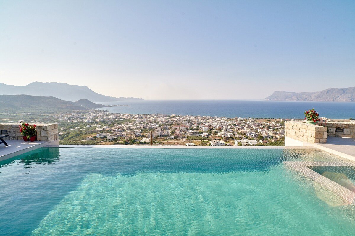 Luxury Villa Argi Infinity pool gallery image 5