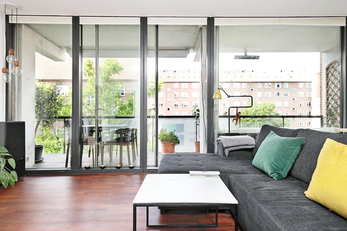 Lux 105 m², balcony, FREE priv. parking, EVcharger gallery image 4