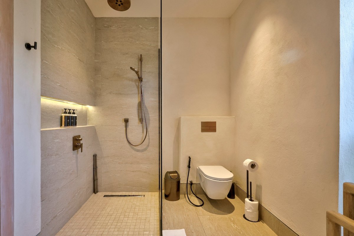 Villa Solara Lake View & Spectacular Sunsets gallery image 2