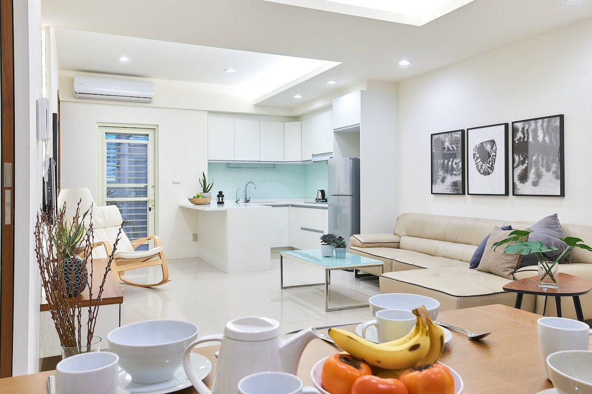 designed with ❤2BR2Bath@ 4 mins to City Hall MRT gallery image 2