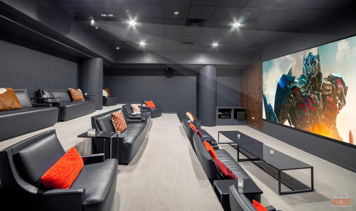 Penthouse Escape + Vibrant West Loop Access gallery image 5