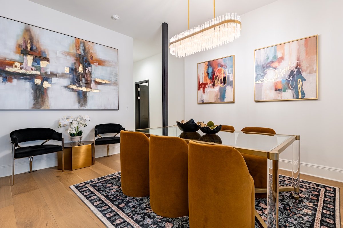 The Streetcar – The Little Lagniappe on St Charles gallery image 4