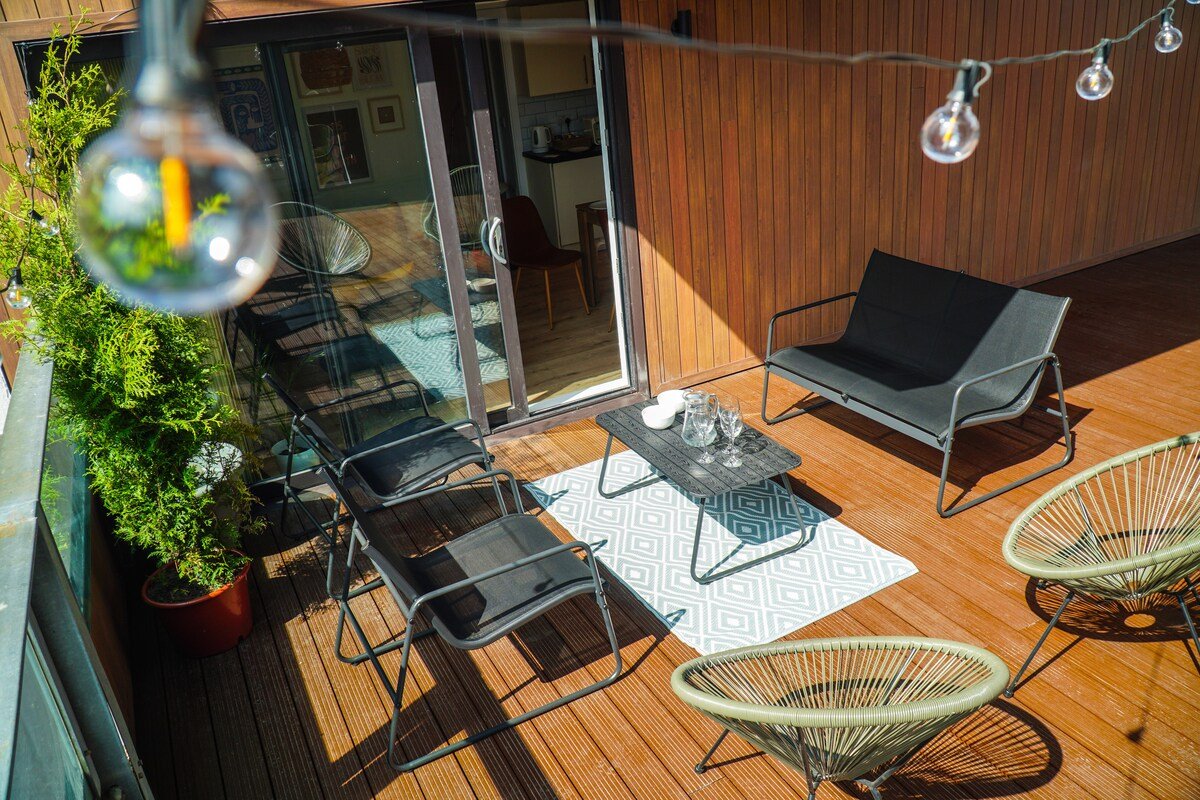 Modern Apartment in Ancoats, MCR gallery image 3