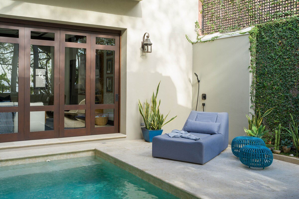 Oceanfront Villa With Pool & Terrace – Casa Azul gallery image 2