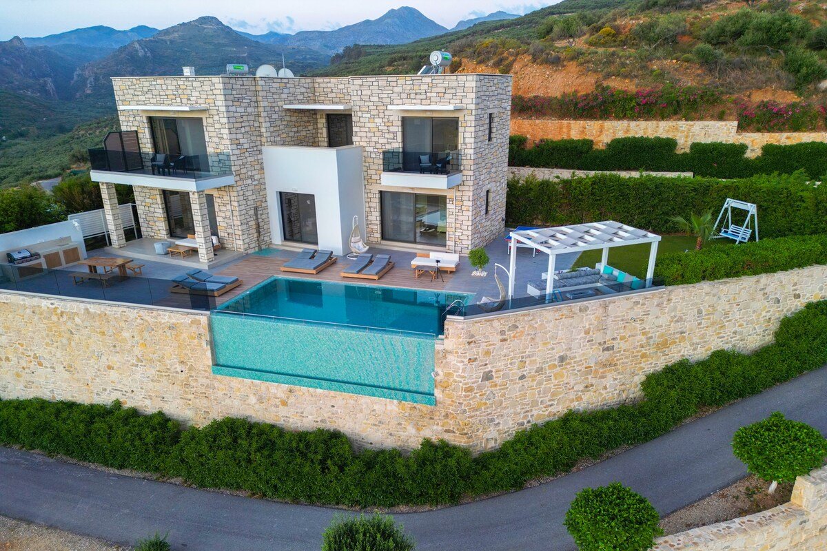 Heated Pool, Sea View, Paleokastro Luxury Villa gallery image 4