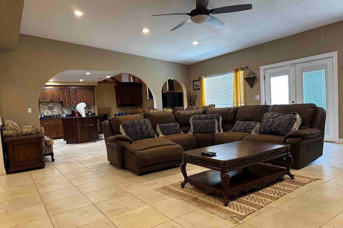 Welcome To my beautiful home gallery image 4