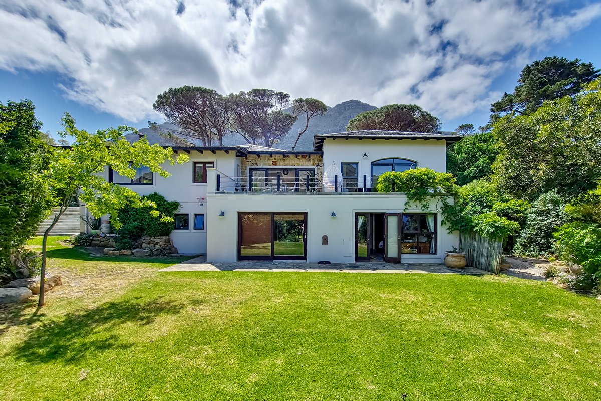 Hout Bay | Private Exclusive Estate with Pool