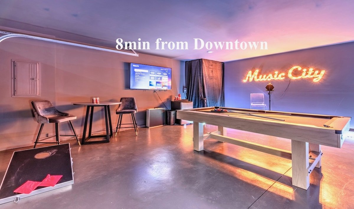 8 min to DT★New★E.Nash Home. 4bd/4ba 15min to BNA gallery image 2