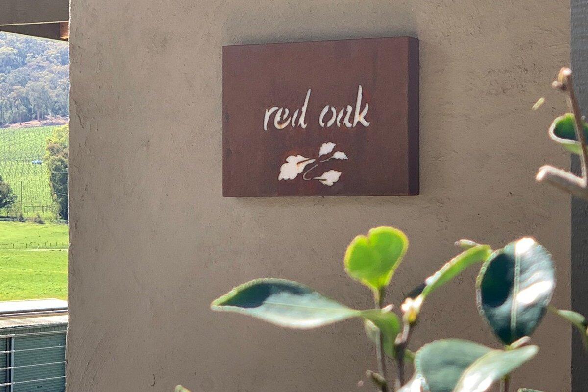 Red Oak Unit, Belaradah on Stefani Estate Vineyard gallery image 3