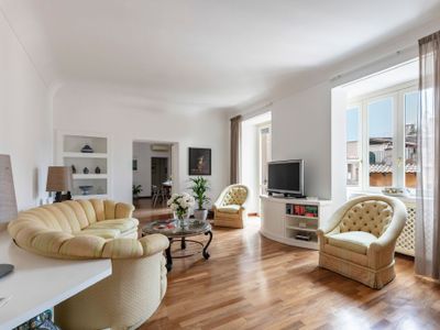 Prestigious Apartment in Historic Caetani Palace