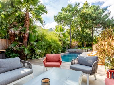 Atypique. “La Villa Du Bourg “.