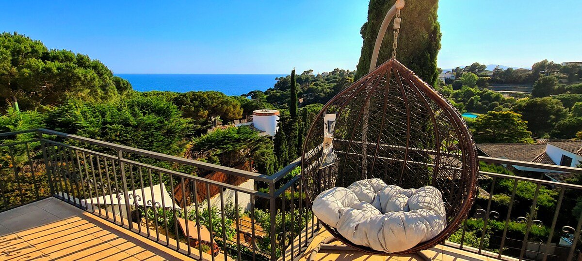 Villa Isok – Sea View Luxury in Lloret de Mar gallery image 2