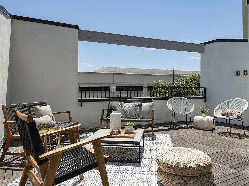 Luxury Bohemian View Home | Hollywood & DTLA gallery image 3