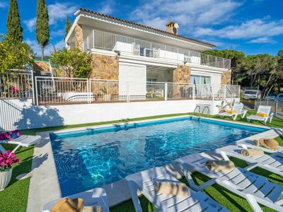 Villa Palm Beach Lux, Ideal Groups with Aircon