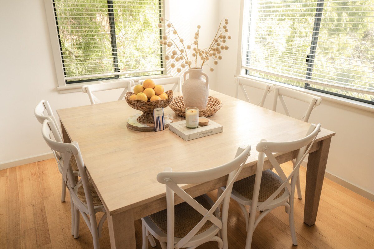 Melo Beach Escape gallery image 3