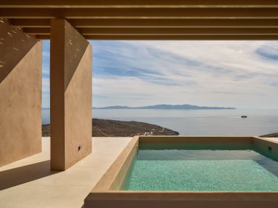 Homatinos Villa, a SeaView Escape with 2 Pools