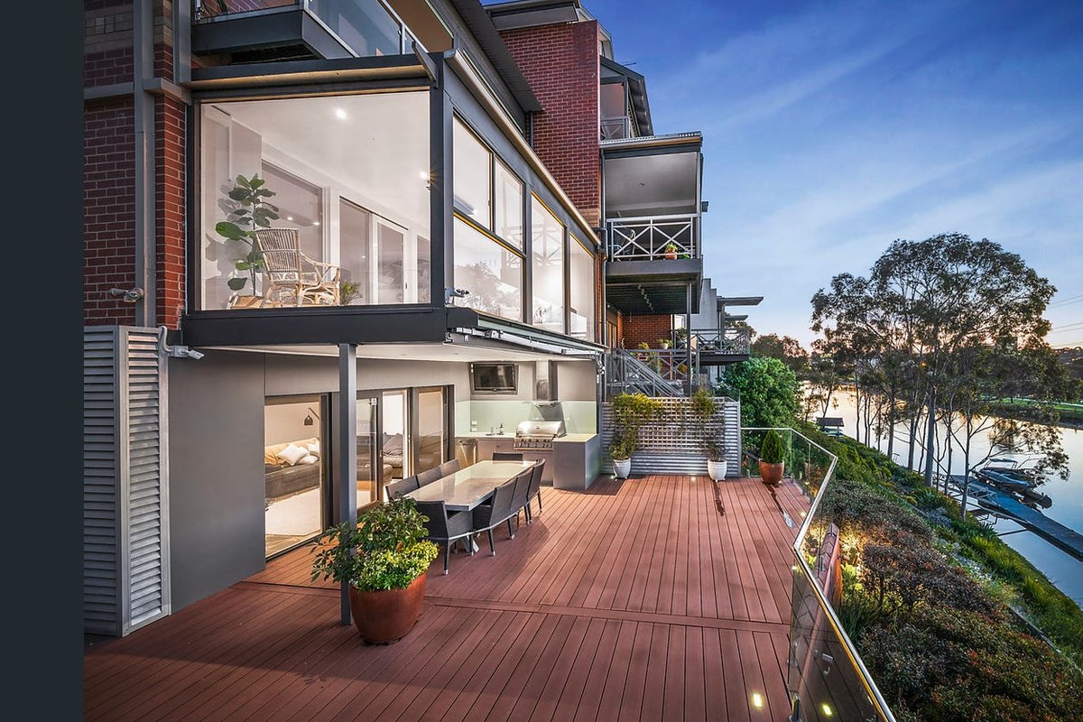 River’s Edge Luxury With Sweeping Views