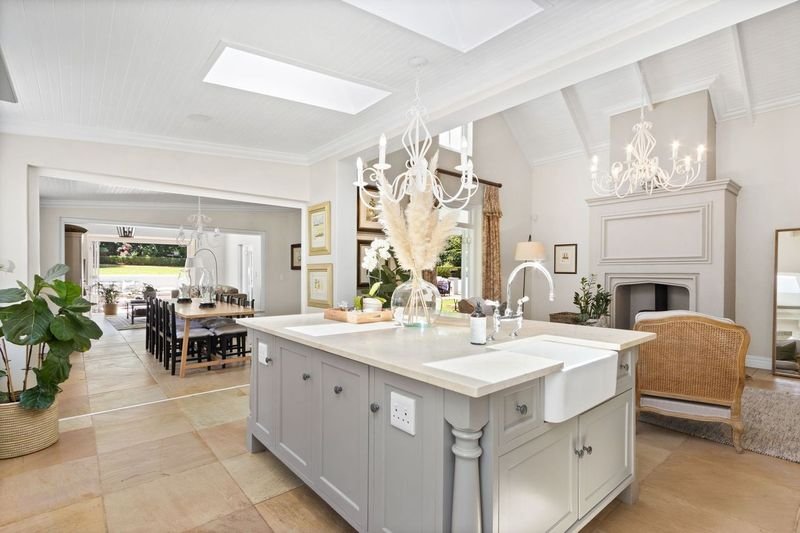 Rathfelder Home Constantia Serviced Off the Grid gallery image 3