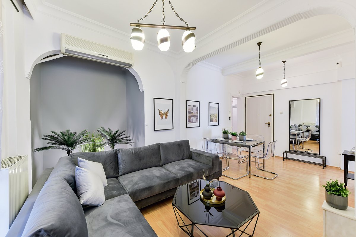 Porto Sea View Apartments- Mitropoleos