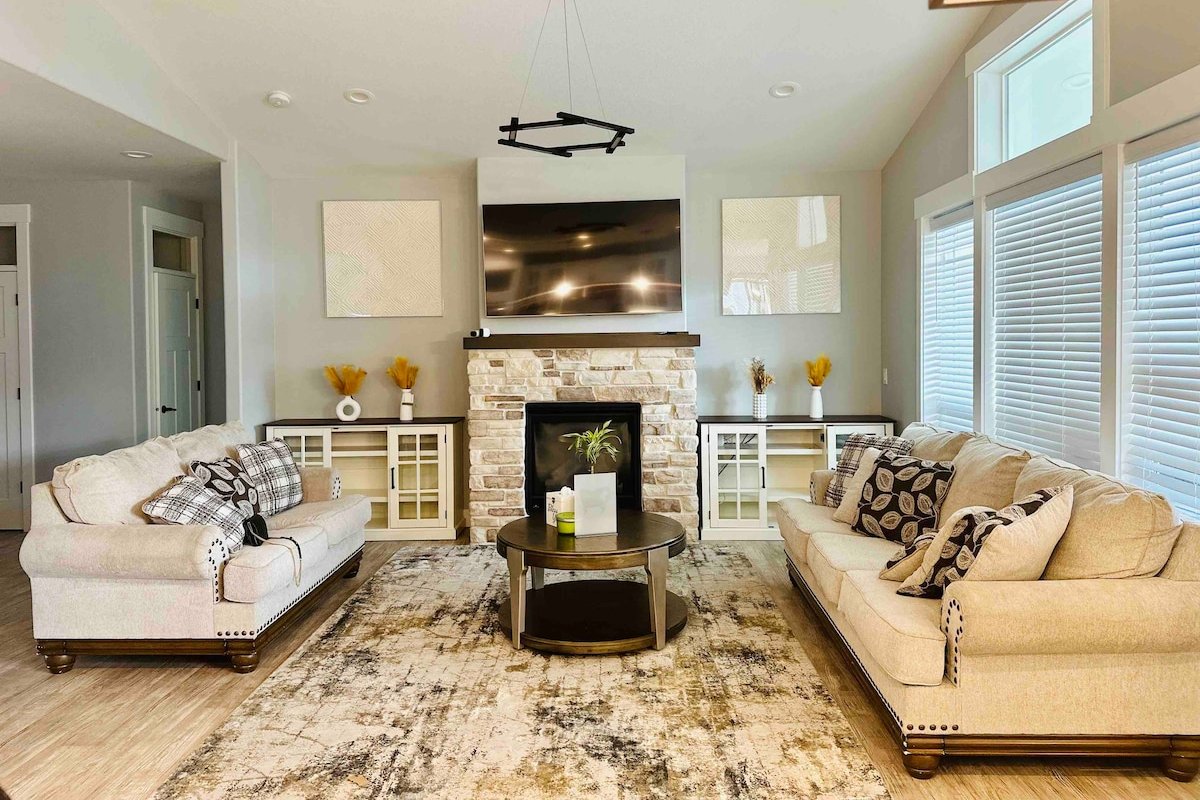 House in West Salem gallery image 2