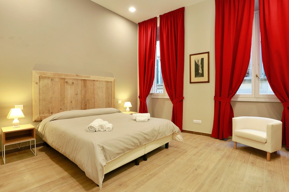 TORNABUONI BOUTIQUE APT gallery image 4