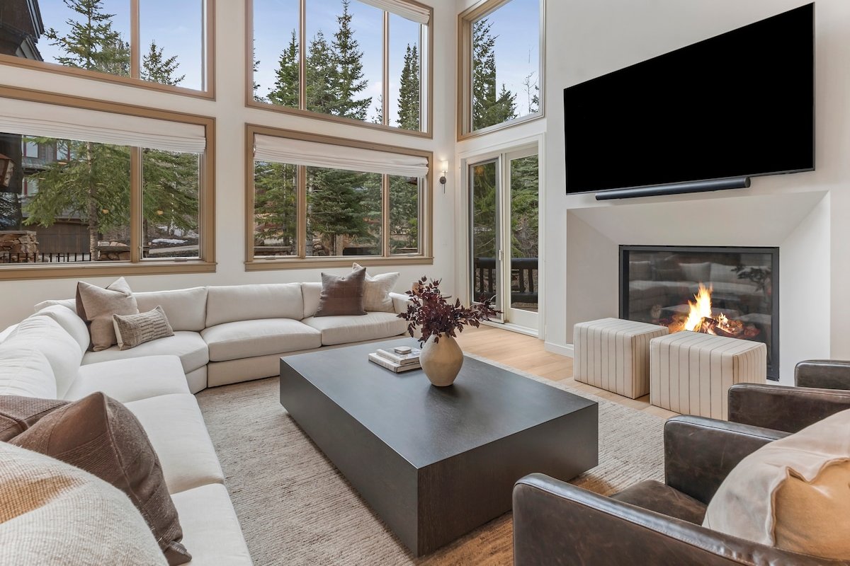 Ski-in/out, Game Room, Hot Tub | By InvitedHome