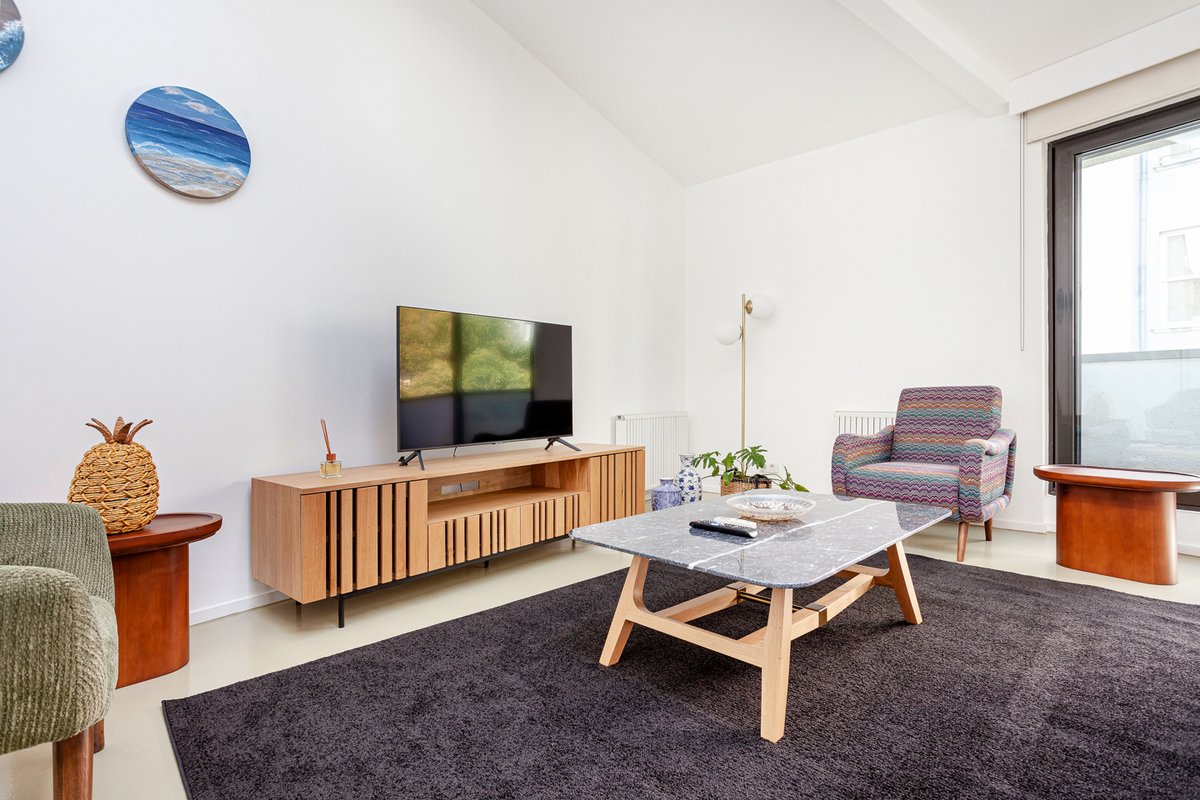 Two Bedroom w. Terrace in Galata (A25)