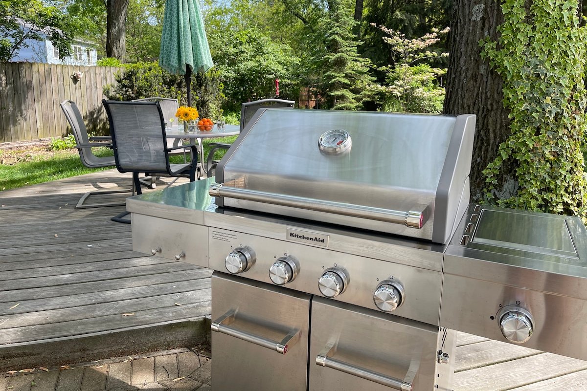 OSU & Riverside |King Beds| Fenced Backyard gallery image 3