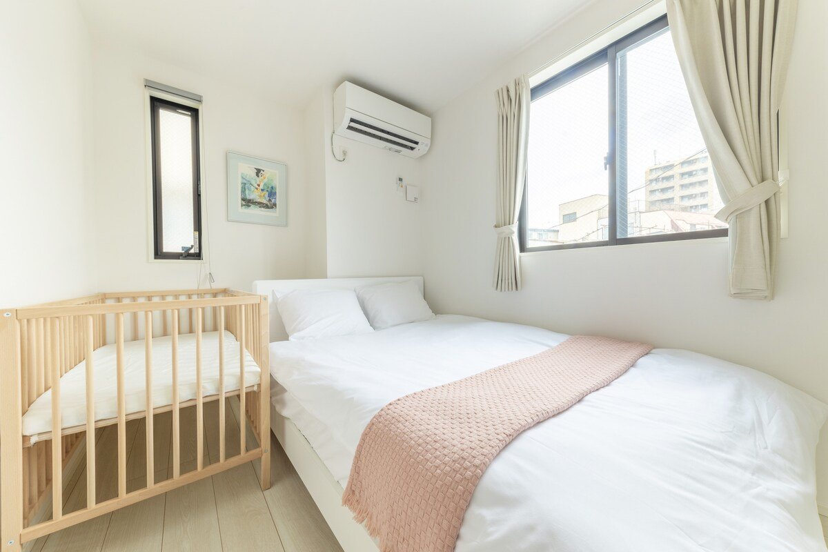 晴空塔电车站6 5 0米，步行8分钟，最近的电車站步行4分，成田，羽田機場直達 gallery image 5