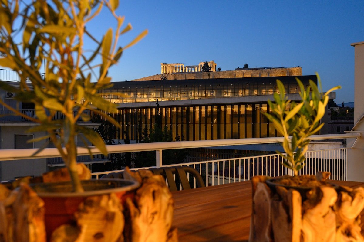 Acropolis View Signature Penthouse gallery image 4