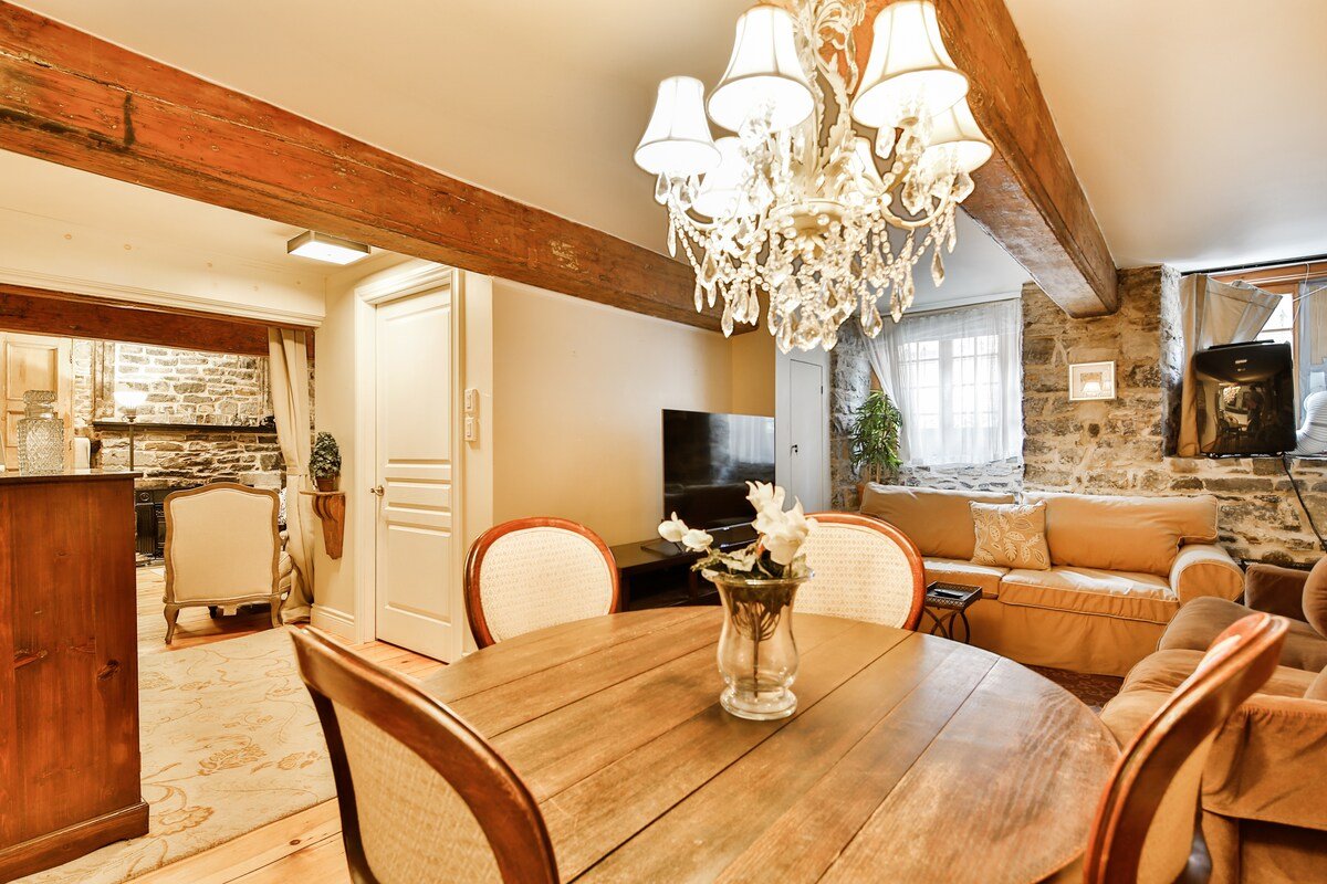 1 FREE Parking | Majestic Old Port Gem | MUST Stay gallery image 4