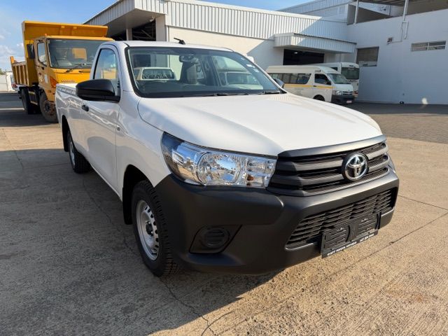 TOYOTA HILUX 2.4 GD S A C P U S C for Sale in South Africa