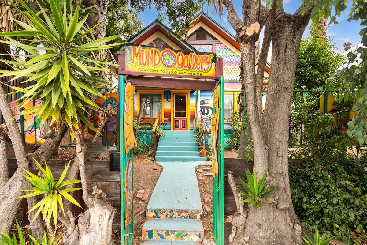 Whimsical Artist’s Retreat | Heated Pool + Spa gallery image 4