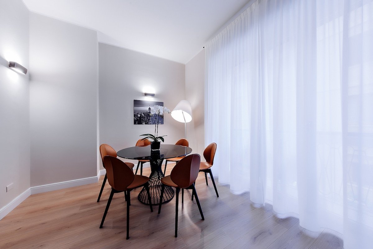 Milano Manzoni-MonteNapoleone VP103 C (CIM-01046) gallery image 4