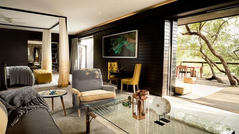Silvan Safari Knobthorn Suite