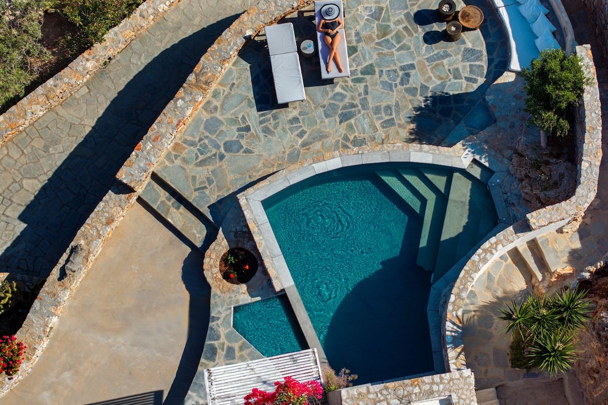 Villa Mikros Vorias gallery image 3