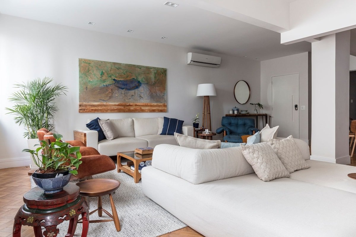 Leblon | Casual, Comfortable, 2 Min. from the Sea gallery image 5