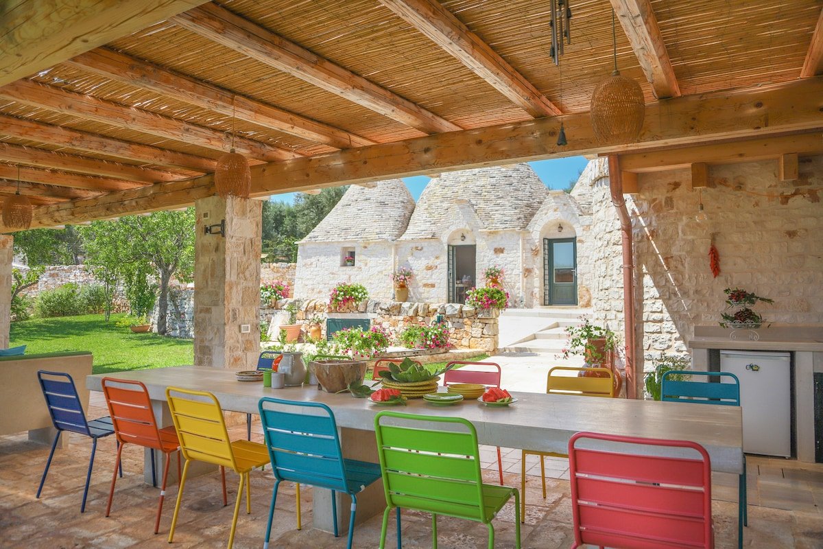 TD Trulli della Magnolia Trulli w/ Amazing Garden gallery image 3