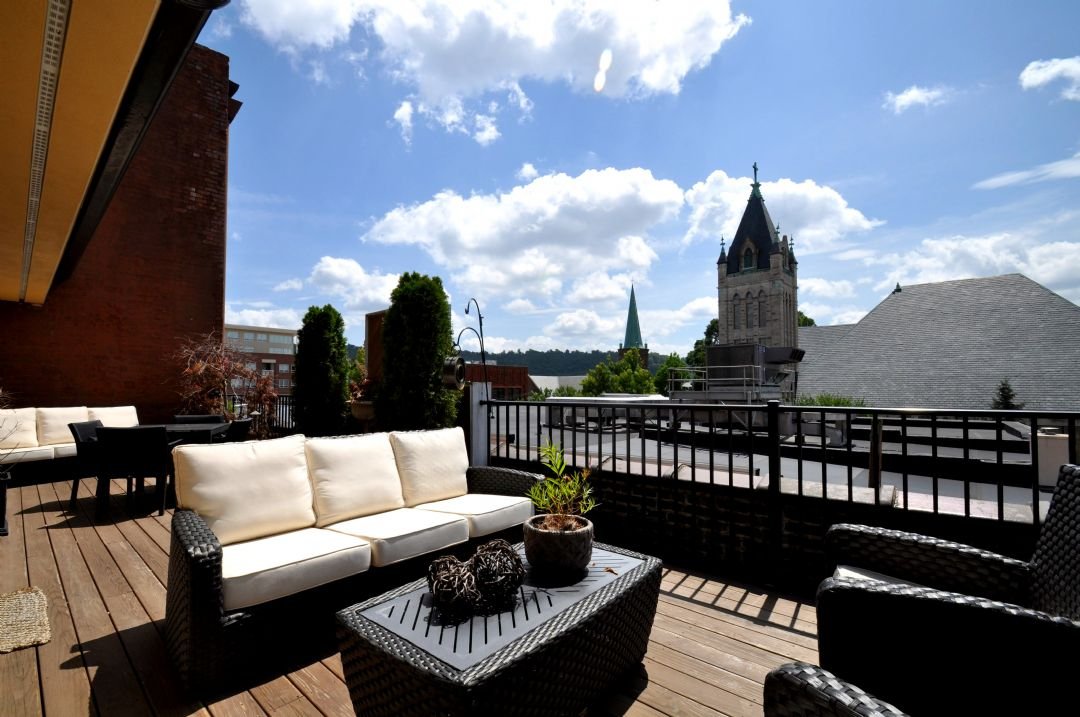 Art Deco Penthouse + Biltmore Pass, Downtown AVL gallery image 2