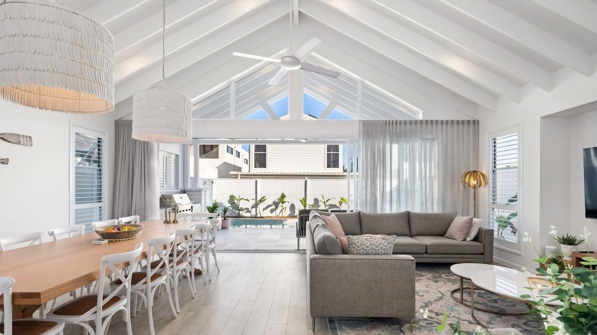 Gone Coastal gallery image 2