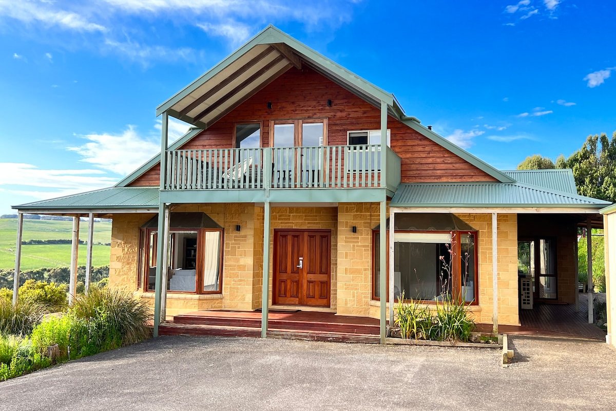 Banksia Port Campbell gallery image 2