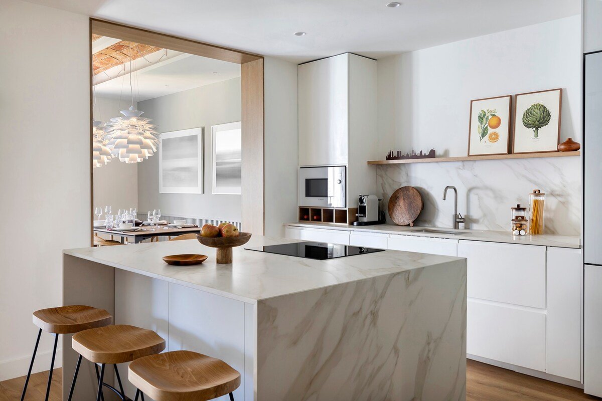 Luxury | King Beds | Central AC | Heart of BCN gallery image 4