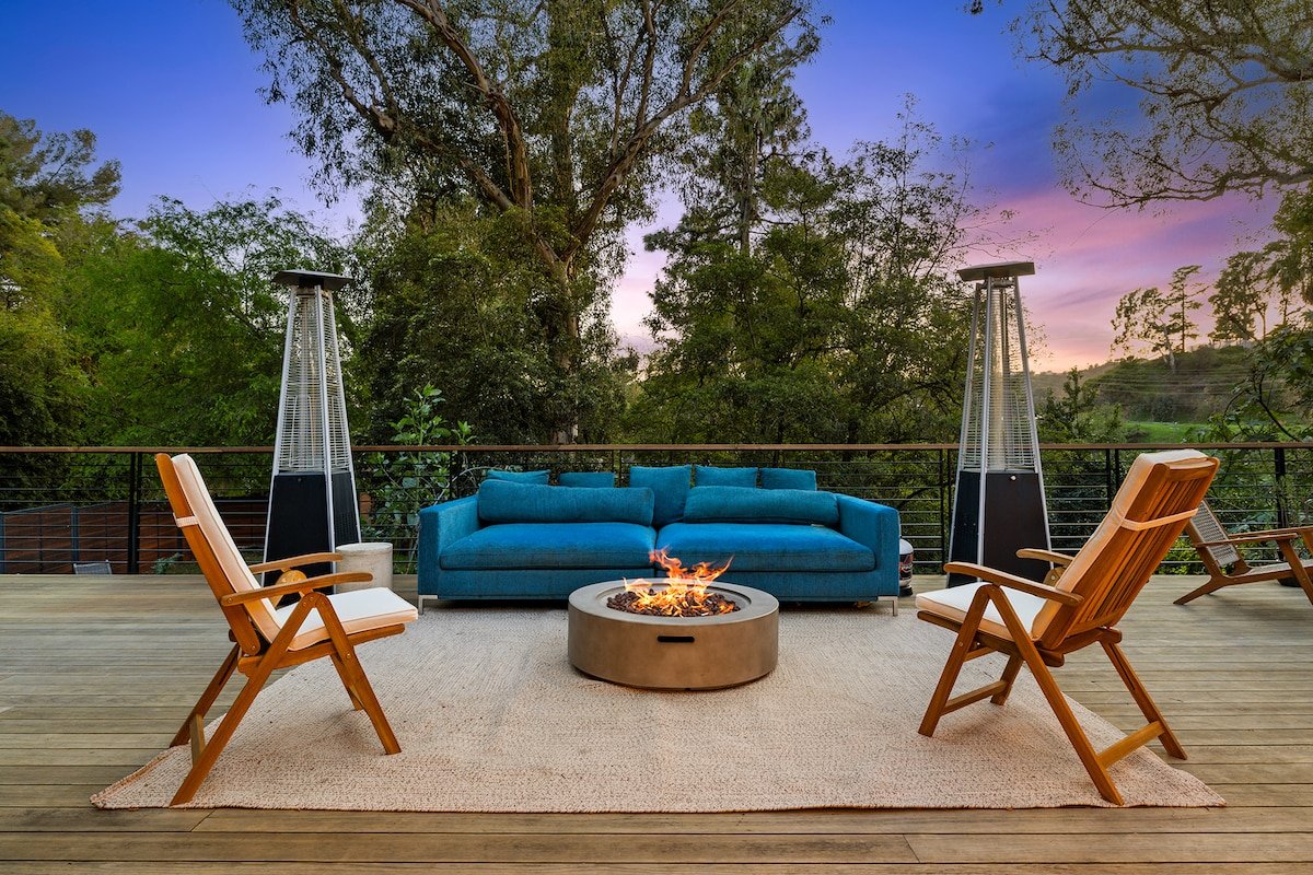 Mid-Century Gem in Hollywood Hills gallery image 3