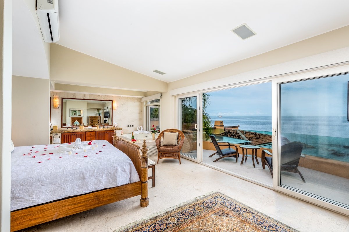 Casa Caleta gallery image 2