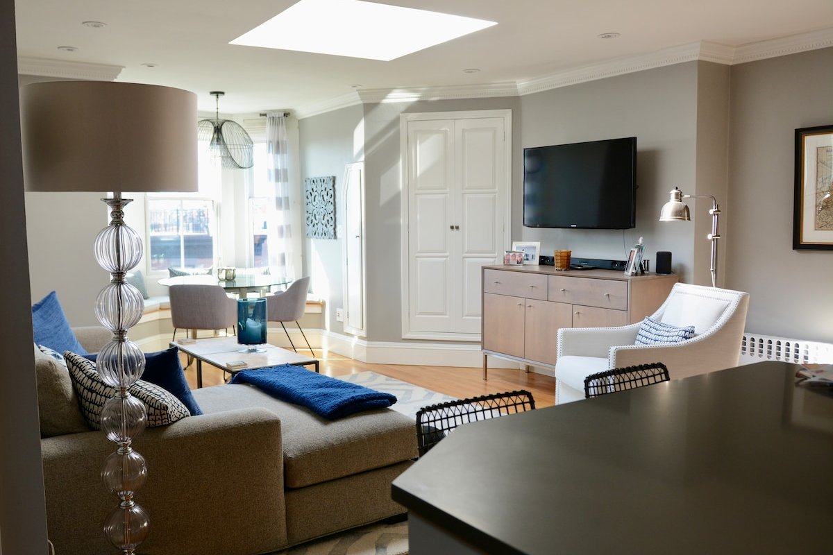 South End Penthouse w/Roofdeck World Cup info! gallery image 5