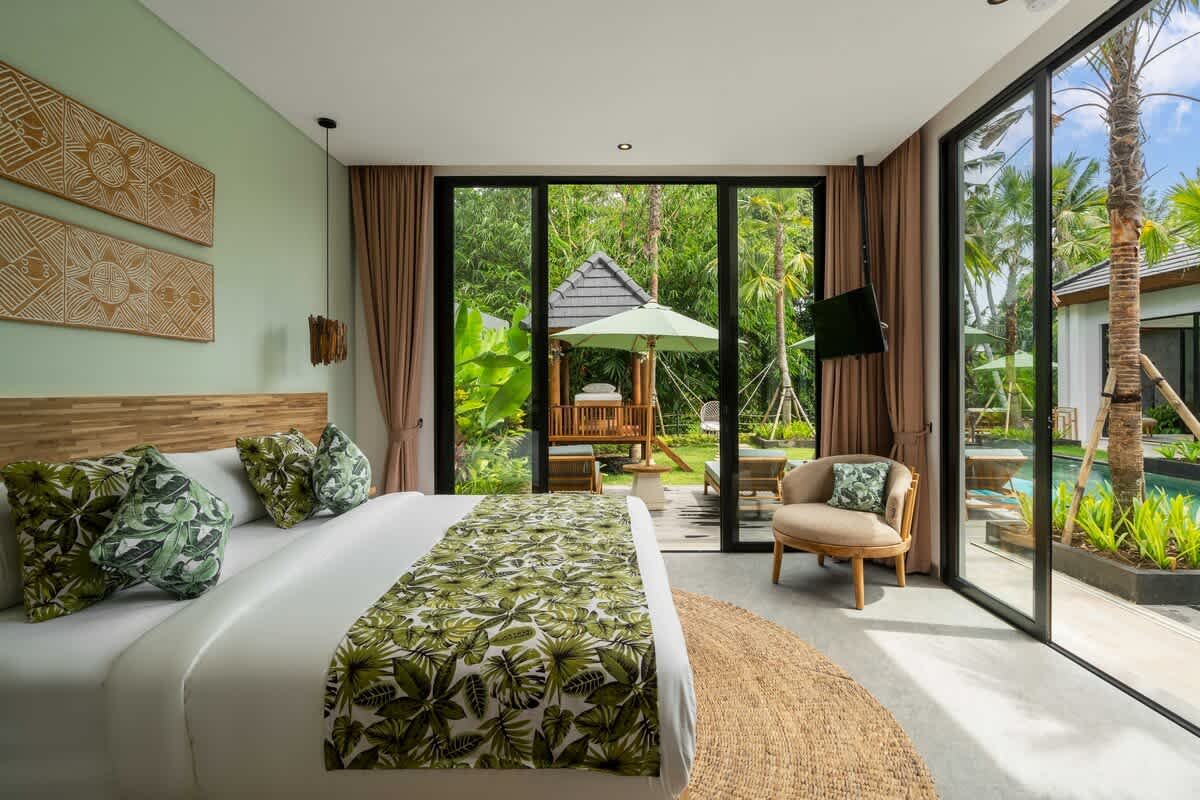 Villa Manala 4BR w/Jungle Escape & Infinity Pool gallery image 5